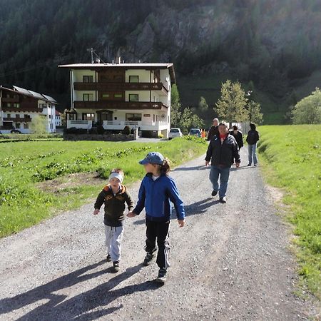 Apart Gschwandthof Sankt Leonhard im Pitztal Buitenkant foto
